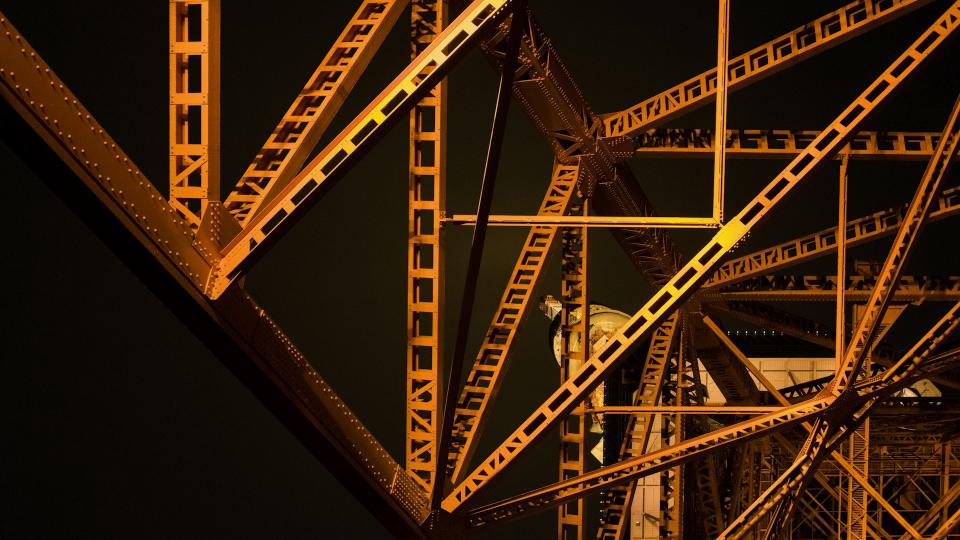 Teach R with Interactive Courses